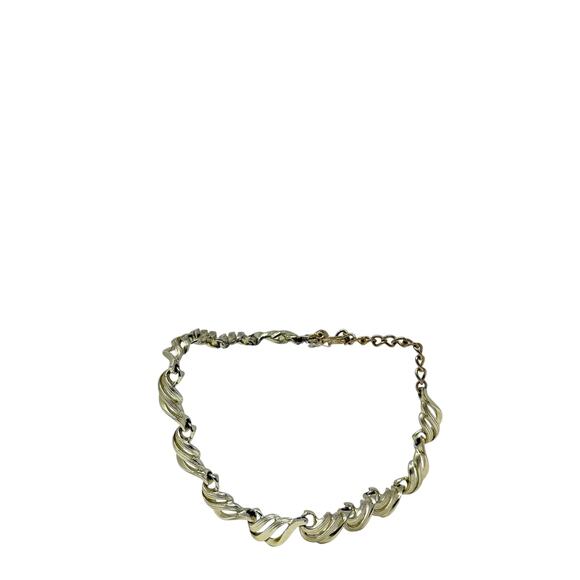 Vintage Gold Tone Fashion Necklace Chocker Hook Closure Unique Adjustable - Picture 2 of 6